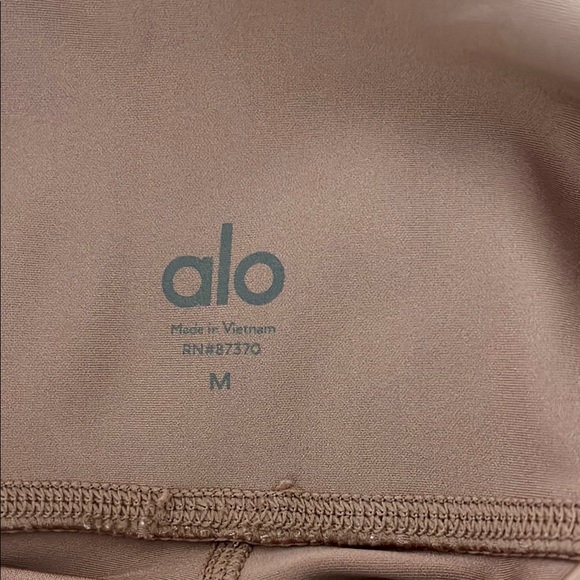 ALO Yoga Cocoa Leggings - Picture 2 of 3